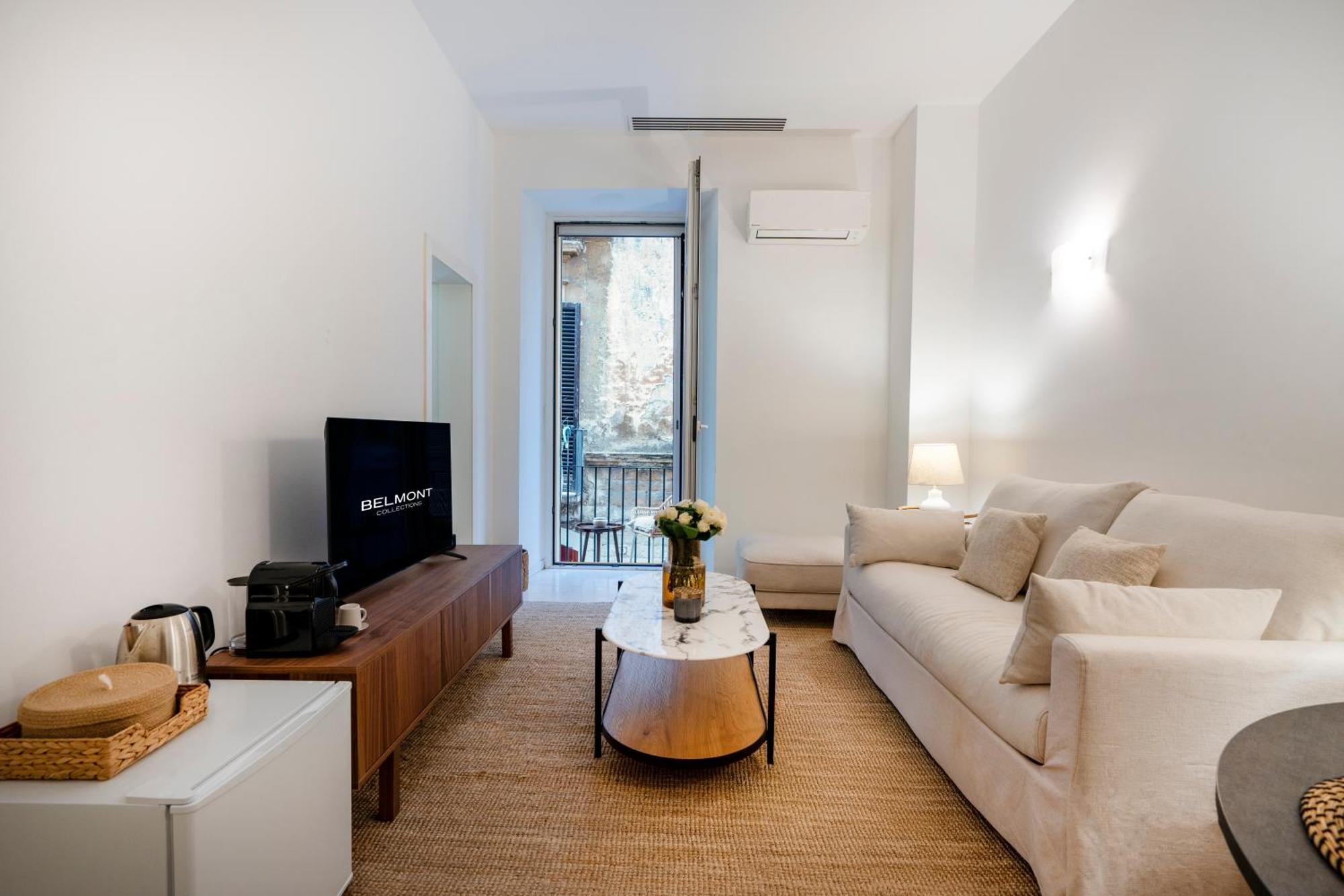 Luxury Suite In Bari City Center Exterior photo